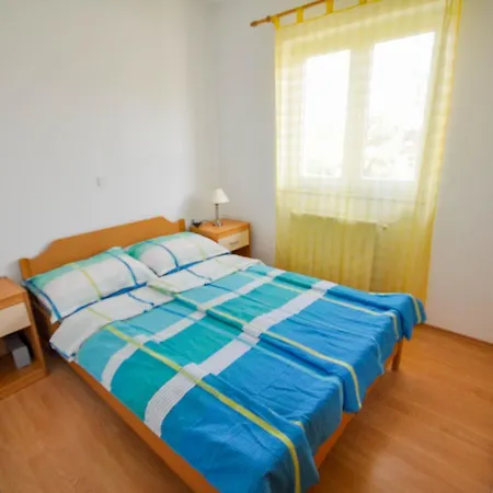 Fuer 2 Personen 30 M2 In Novigrad- Istrien By Interhome