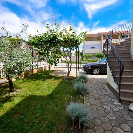 Fuer 2 Personen 30 M2 In Novigrad- Istrien By Interhome Lejlighed